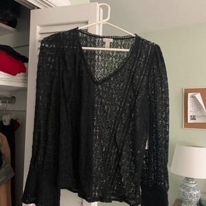 Long sleeve lace shirt